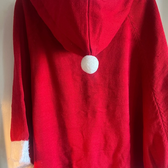 Christmas Poncho- Santa - Picture 6 of 9